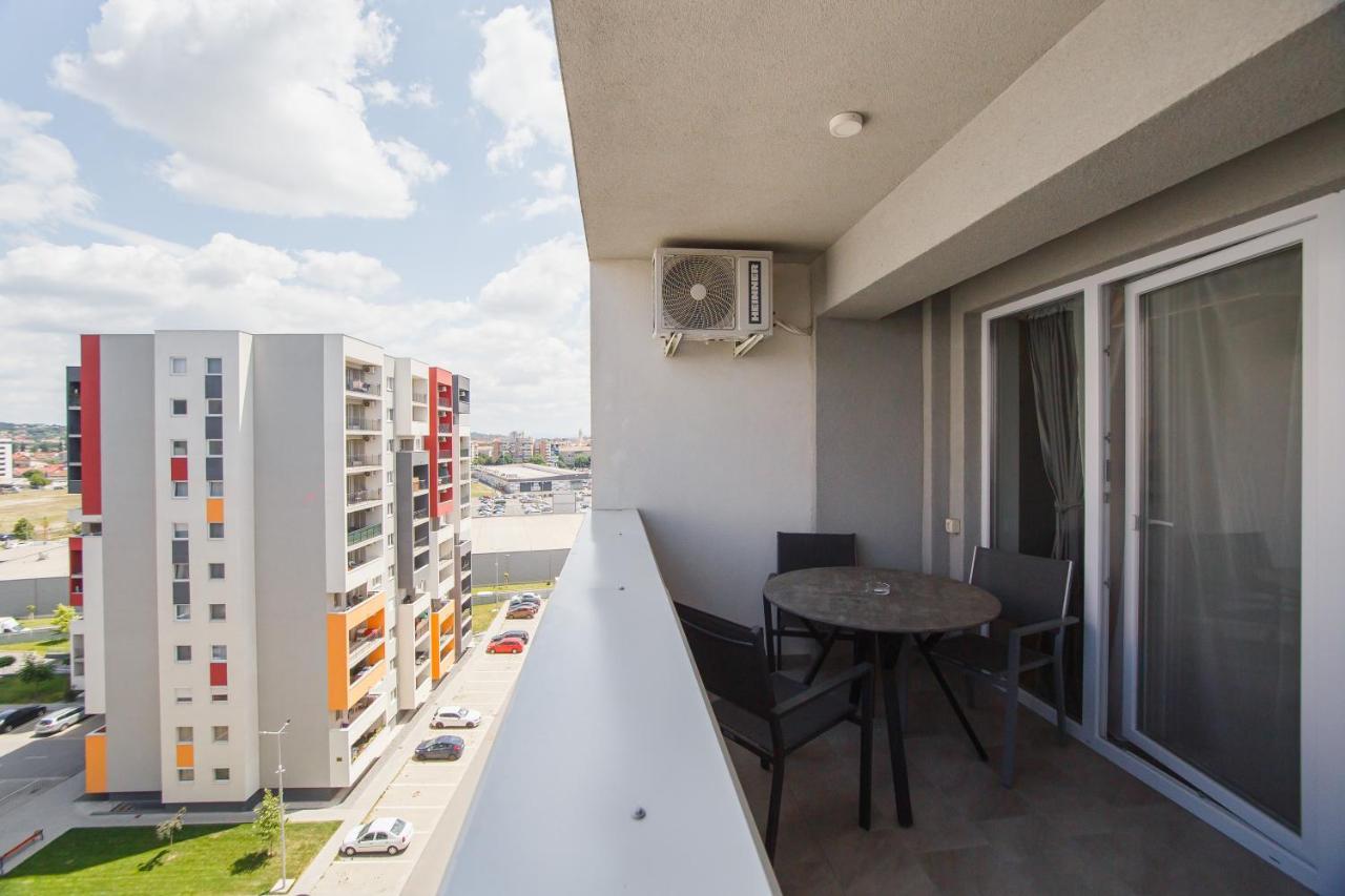 Apartamento Charming Family Haven Oradea Exterior foto