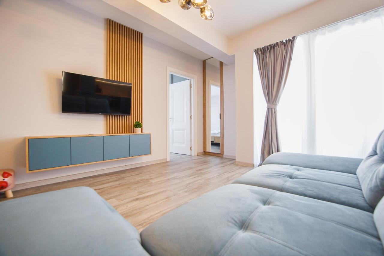 Apartamento Charming Family Haven Oradea Exterior foto